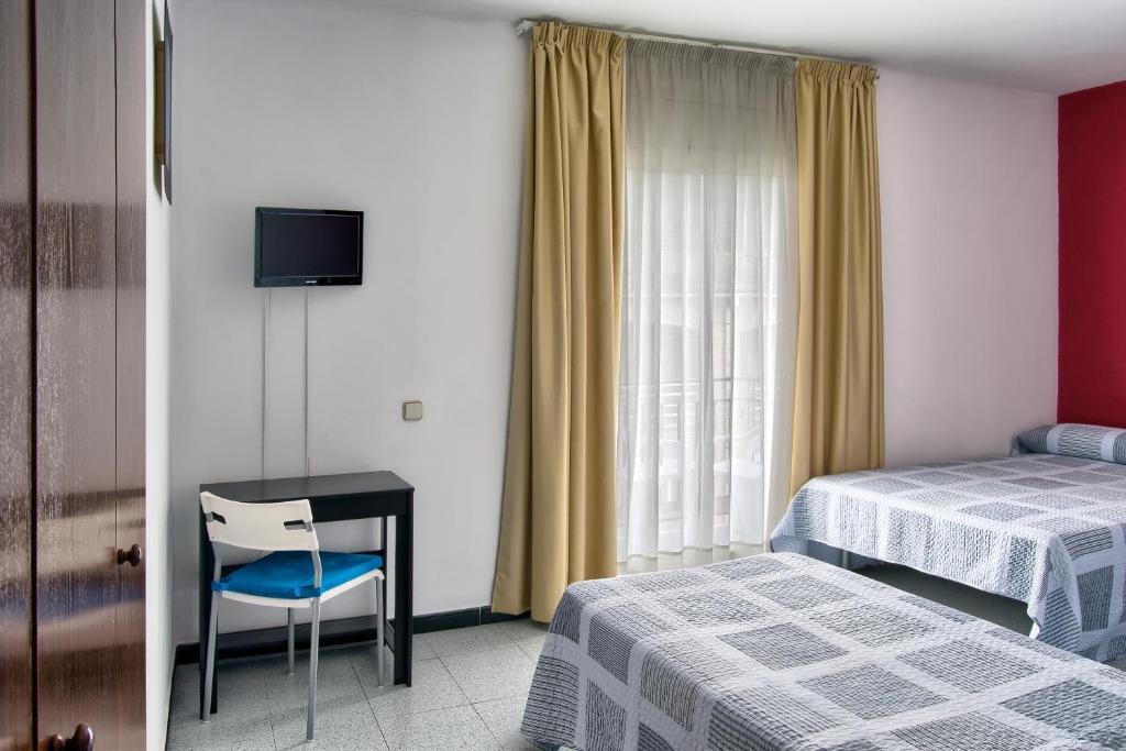 Hostal Bonavista Blanes Phòng bức ảnh