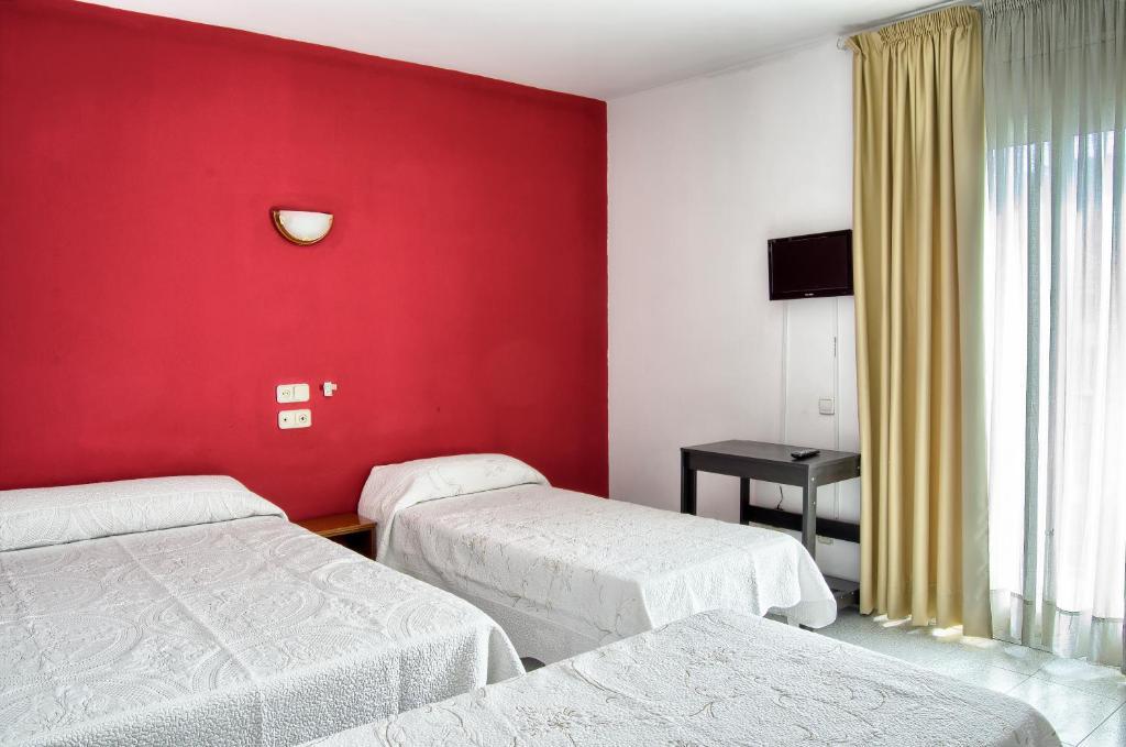 Hostal Bonavista Blanes Phòng bức ảnh