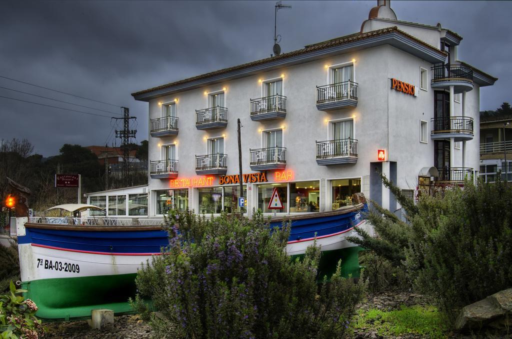 Hostal Bonavista Blanes Ngoại thất bức ảnh